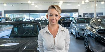 Lydia Samendinger Serviceassistentin Autohaus Grötzinger Lydia Samendinger Serviceassistentin Autohaus Grötzinger